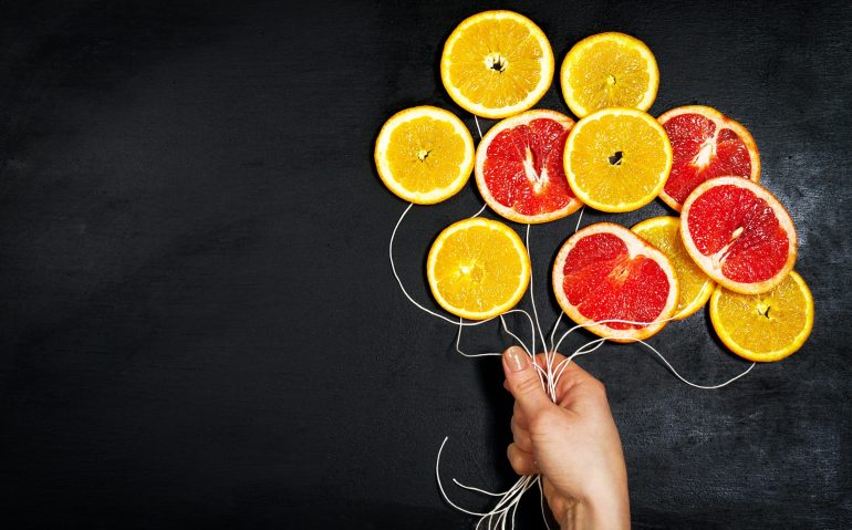 drawing-balloons-with-orange-slices (1)